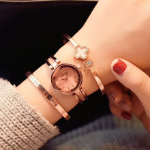 Load image into Gallery viewer, Watch Rose Gold With Bracelets